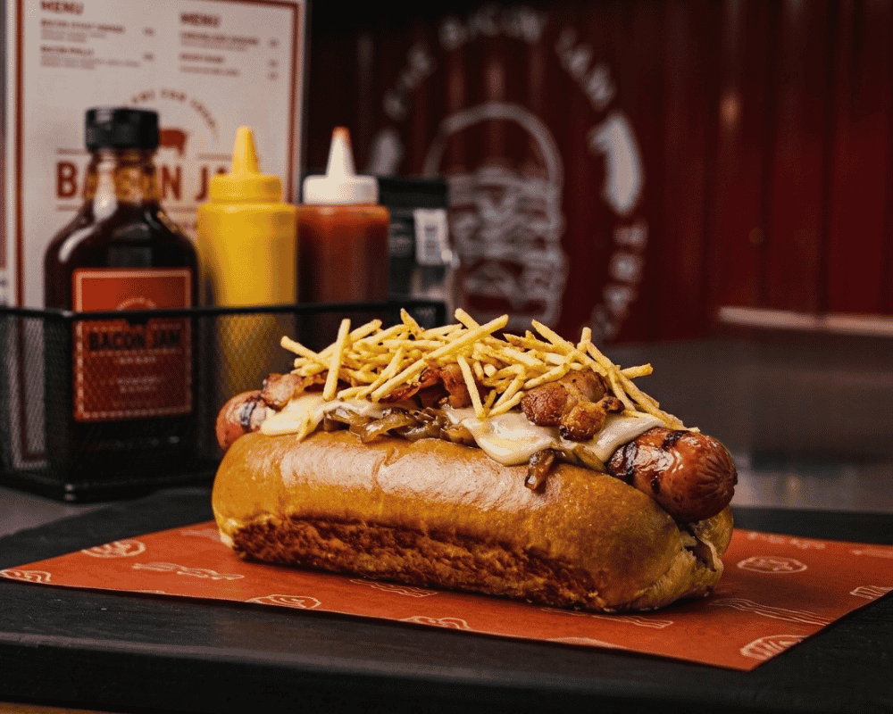 Perro Philly - Bacon Burgers El Peñol y Guatapé